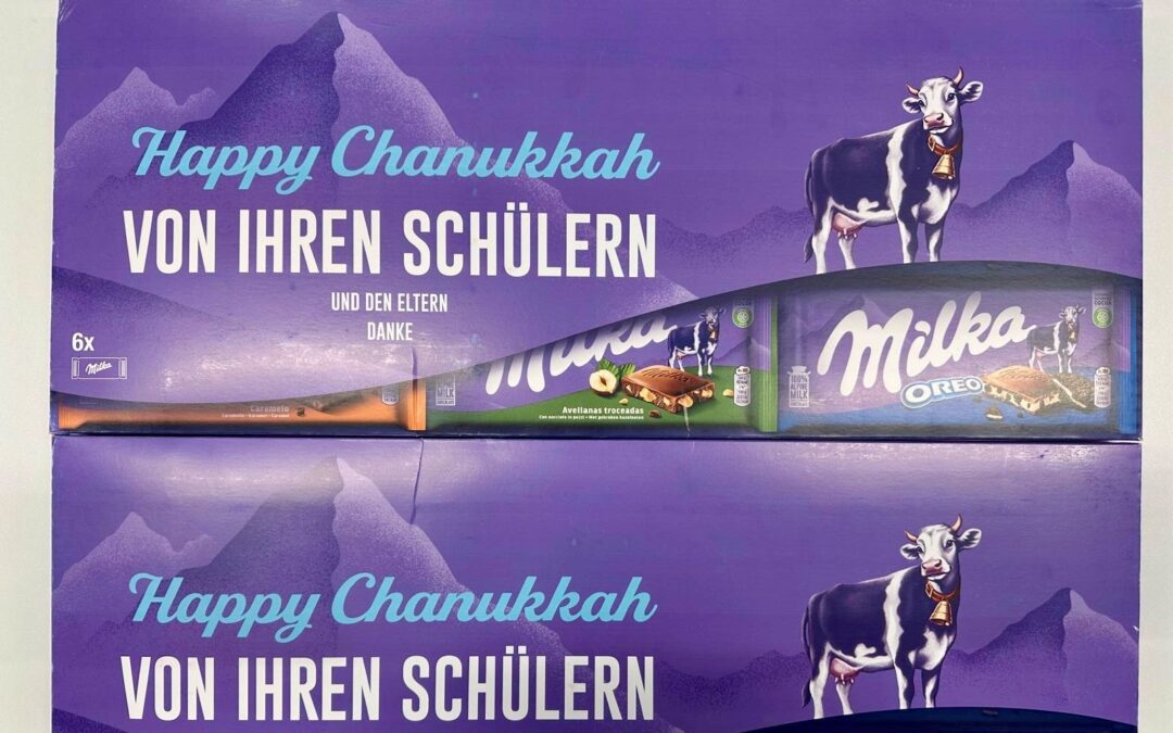 Ein funkelnder Chanukka-Tag: Tanzen, Lichter und viele Leckereien